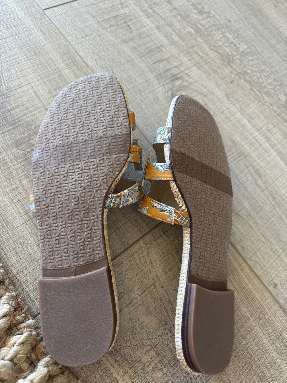 Sam Edelman Floral Mustard Woven Slide Sandals - Picture 4 of 5